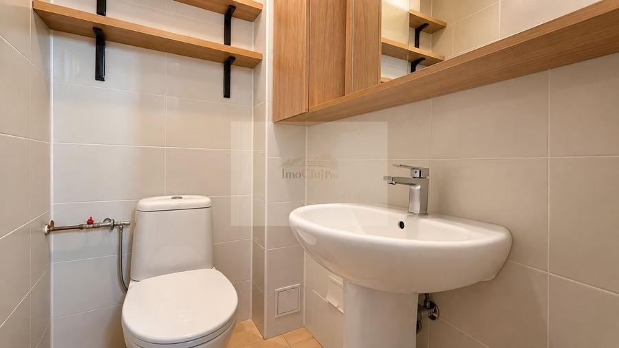 Duplex cu 5 camere cu Canalizare în Bună Ziua