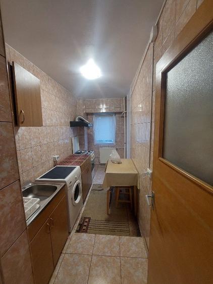 Garsonieră decomandată, mobilată în Lujerului