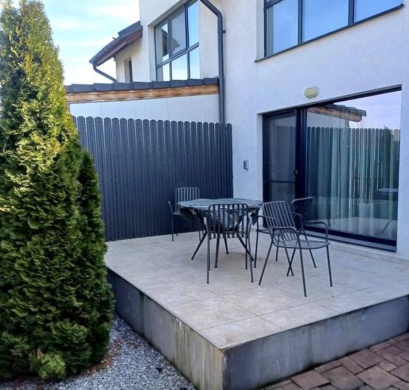 Duplex cu 3 camere decomandat cu Garaj în Bărăbanț