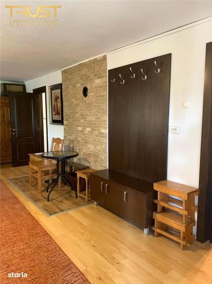 Casă cu 4 camere în Colibița