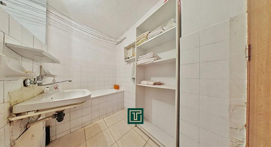 Apartament cu 3 camere decomandat, mobilat în Alfa