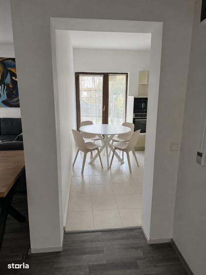 Casă cu 4 camere cu Teren 300 Mp în Crevedia
