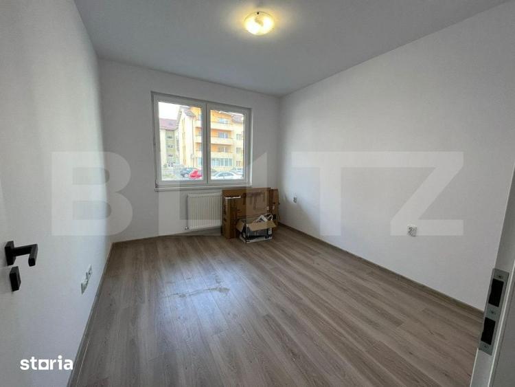 Spațiu comercial, de 43 mp, în Florești