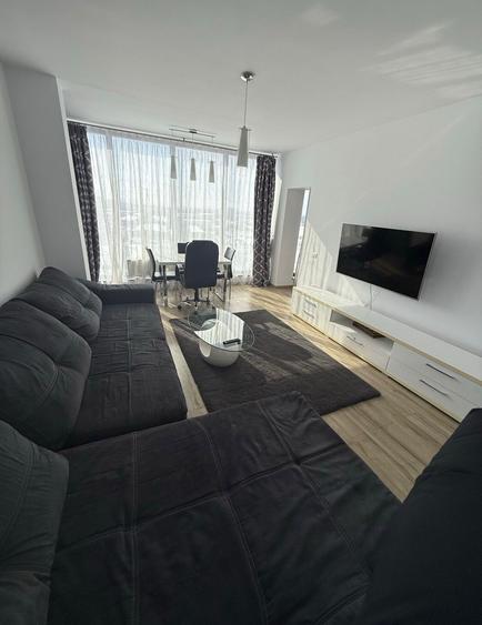Apartament 2 Camere Decomandat + Parcare - 1