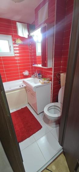 Apartament cu 3 camere decomandat în Pantelimon