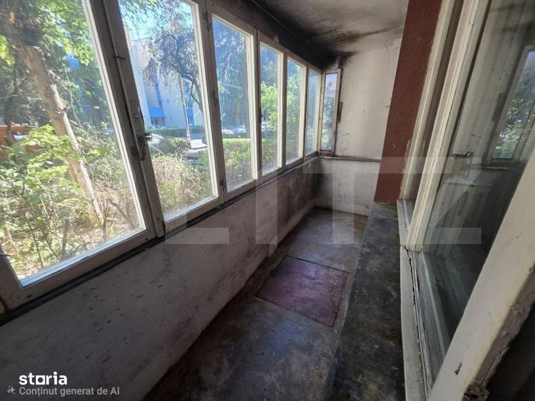 Apartament cu 3 camere decomandat în Tudor