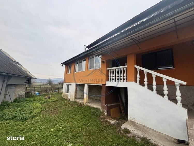 Casă cu 2 camere în Monariu
