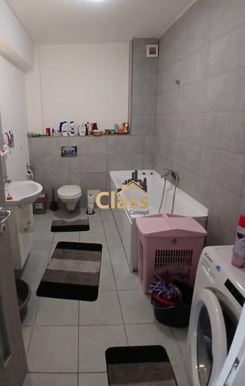 Apartament cu 2 camere semidecomandat, mobilat în Baciu