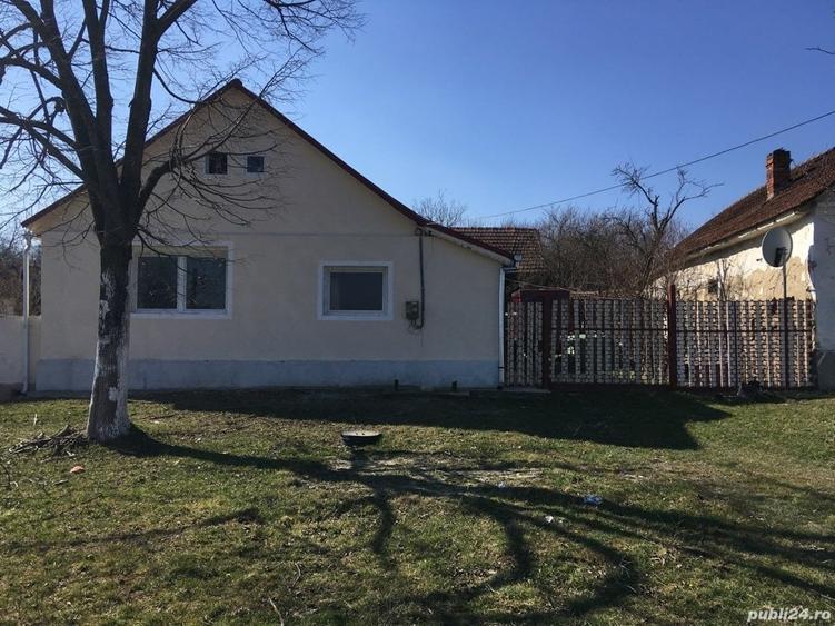 Casă cu 3 camere cu Teren 2000 Mp în Tirol