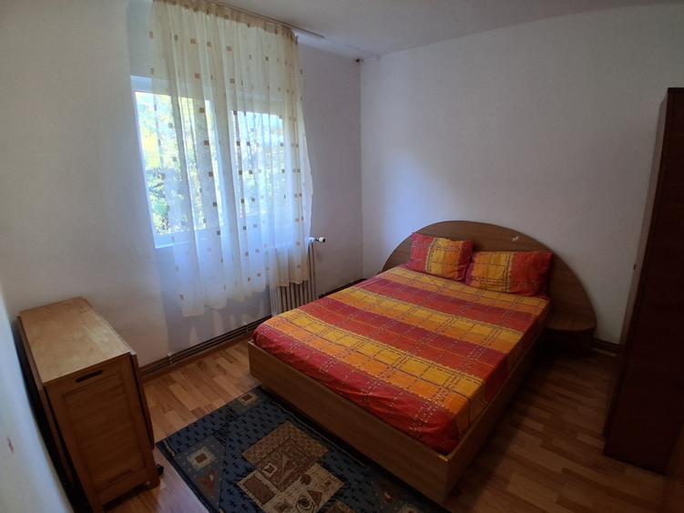 Apartament cu 2 camere decomandat în Canta