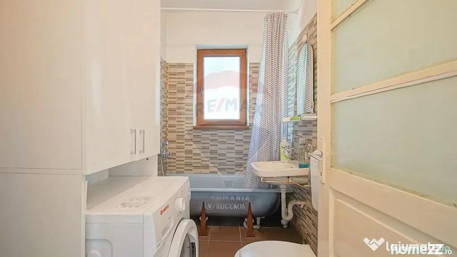 Casă cu 3 camere cu Teren 700 Mp în Central
