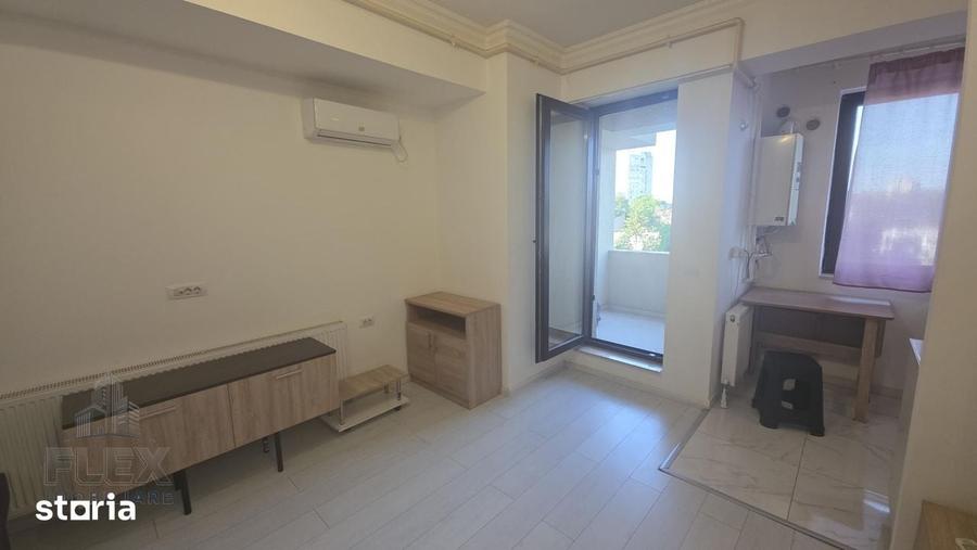 Bloc Nou! Studio Zona Corbului/ Sabroso/ Solid House - 6