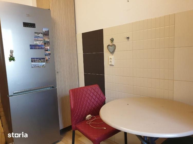 Apartament cu 3 camere decomandat în Canta