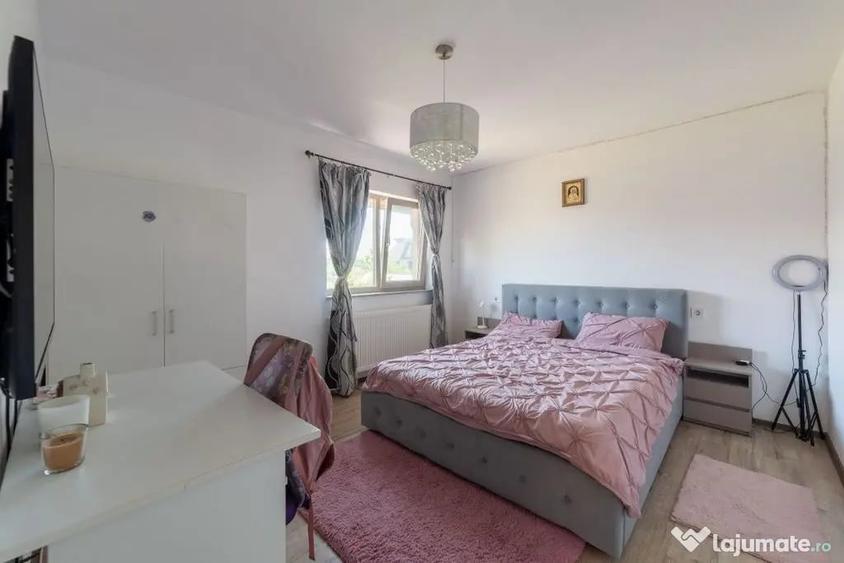 Casă cu 3 camere cu Teren 146 Mp în Moșoaia