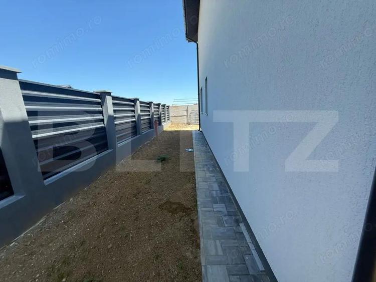 Casă cu 7 camere cu Teren 329 Mp în Central