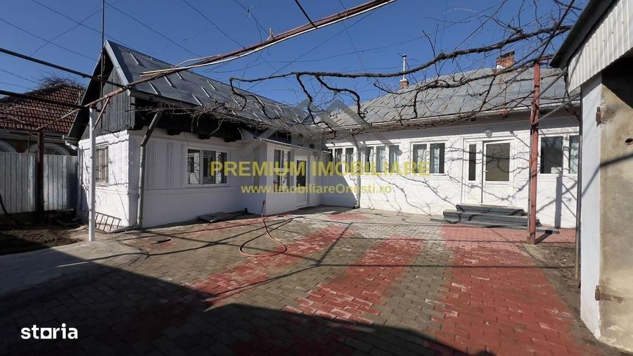 Casă cu 4 camere în Central