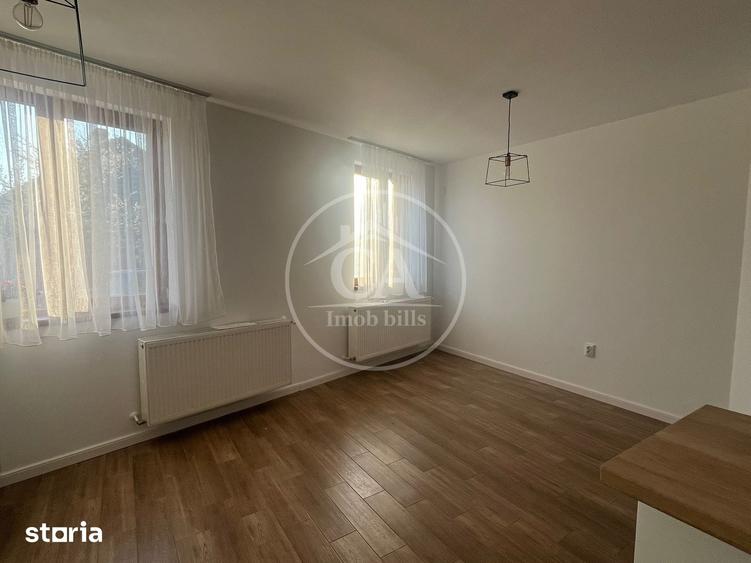 Casă cu 4 camere decomandat cu Teren 220 Mp în Iosia