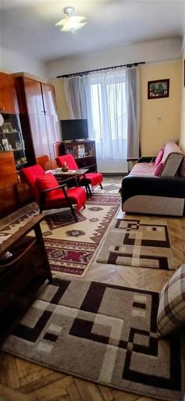 Apartament cu 2 camere semidecomandat în Decebal