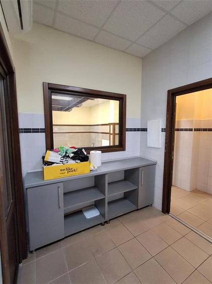 Spațiu comercial, de 75 mp, în Central