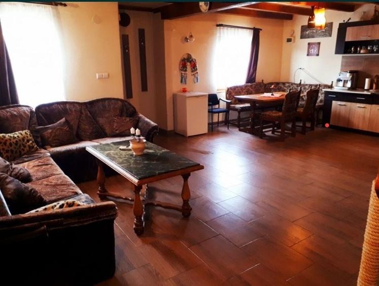 Casă cu 3 camere în Beclean