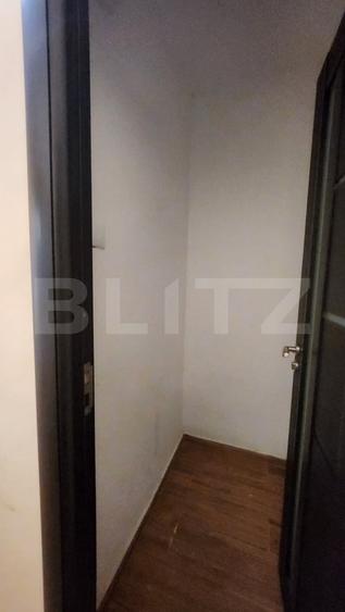 Apartament cu 3 camere decomandat, mobilat în 7 Noiembrie