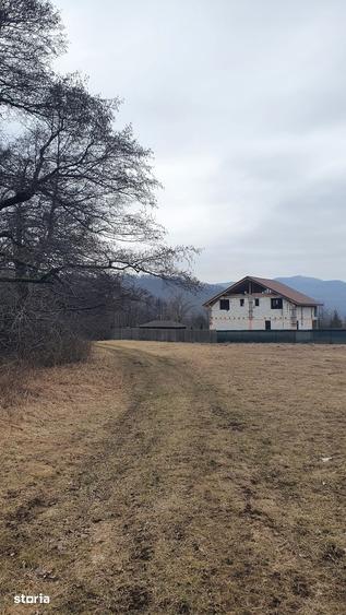Teren de 2800 mp, în Sovata