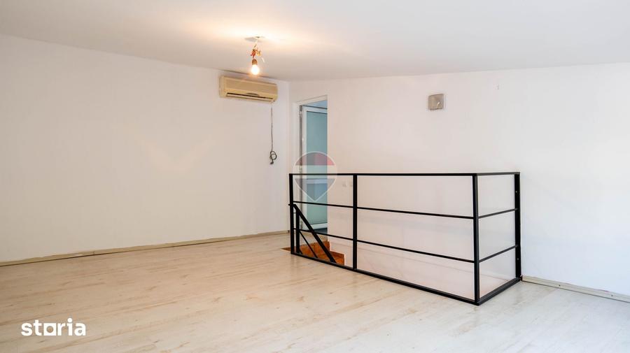 Casă cu 9 camere cu Teren 160 Mp în Chitila