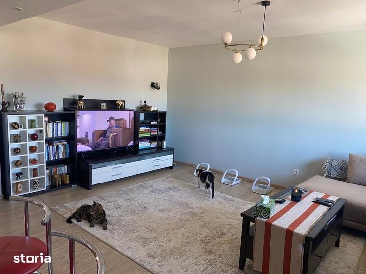 Apartament cu 3 camere decomandat în Ultracentral