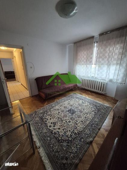 Apartament cu 2 camere decomandat în Depozitelor