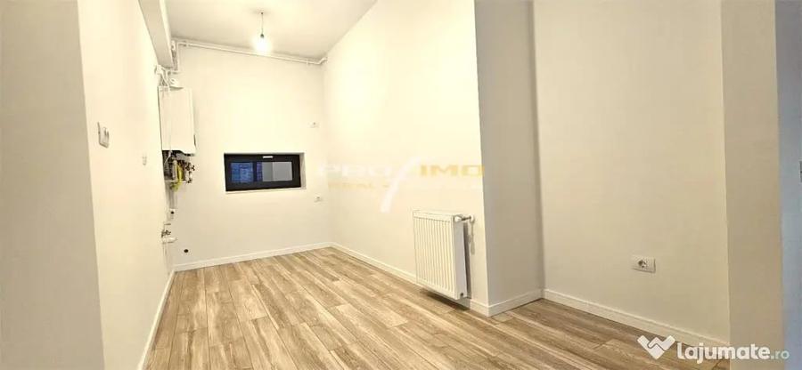 Apartament cu 3 camere decomandat în Mamaia