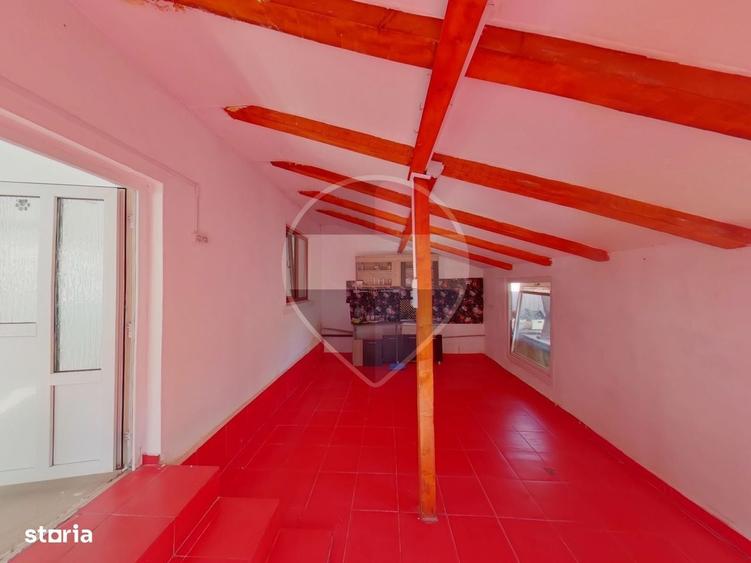 Casă cu 4 camere în Bârsana