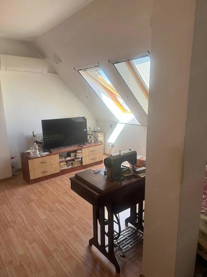 Apartament cu 3 camere decomandat în Prelungirea Ghencea