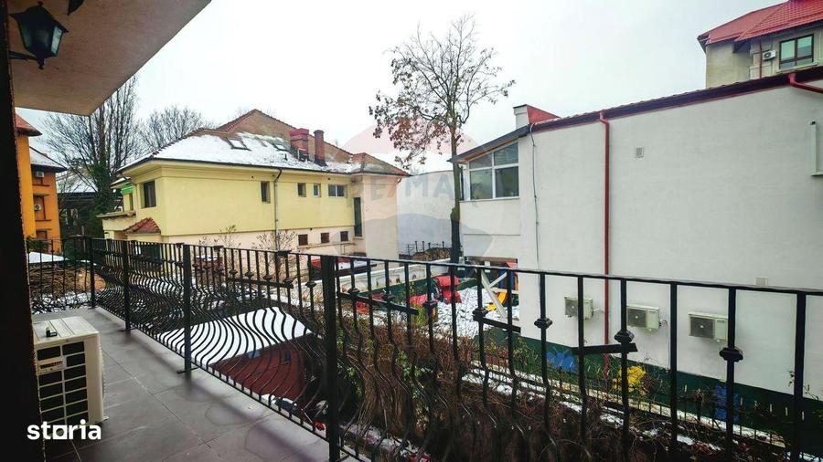 Apartament cu 3 camere, mobilat în Kiseleff