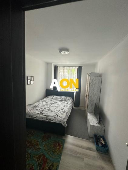 Apartament cu 3 camere decomandat, mobilat în Ampoi 3