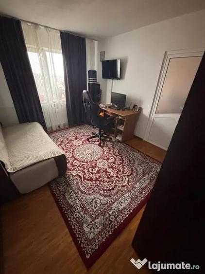 Apartament cu 2 camere nedecomandat în Central