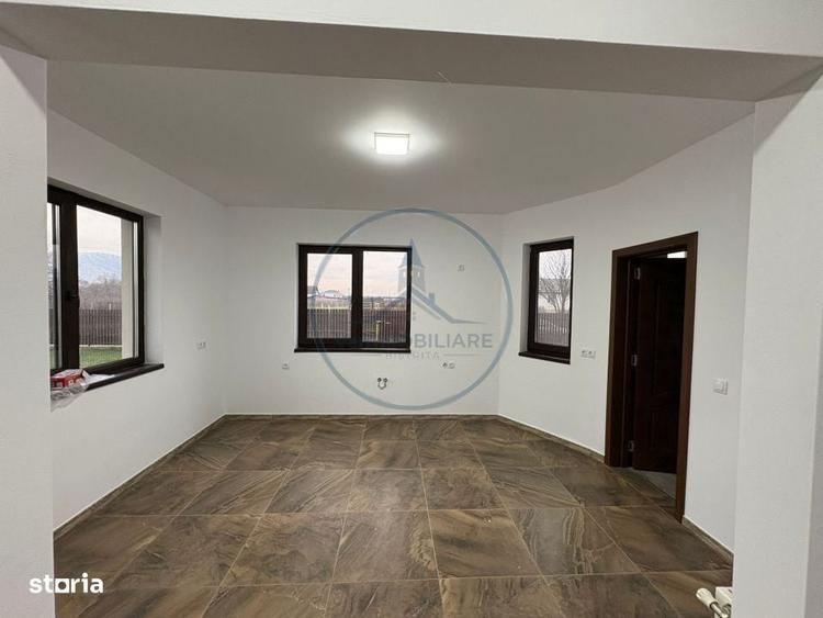 Casă cu 3 camere cu Teren 700 Mp în Central