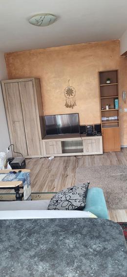 Garsonieră decomandată în Berceni