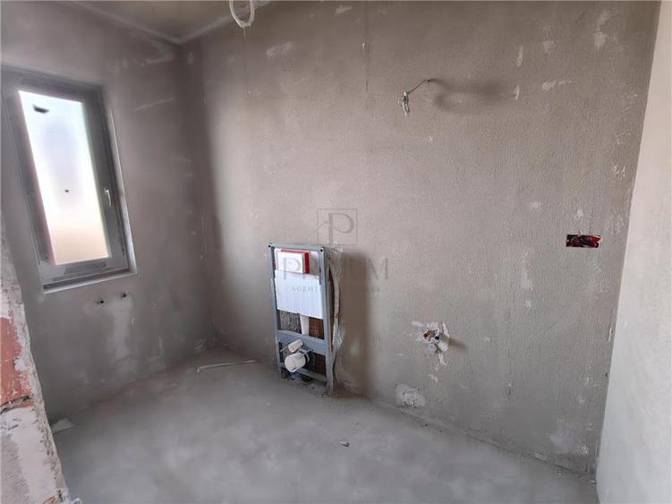 Duplex cu 3 camere cu Canalizare în Moșnița Nouă