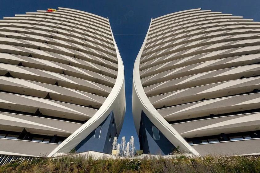 Apartament cu 2 camere decomandat în Zorilor