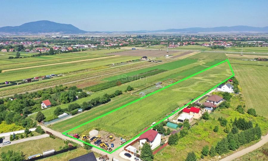 Teren Construcții intravilan de 20400 mp, în Stupini
