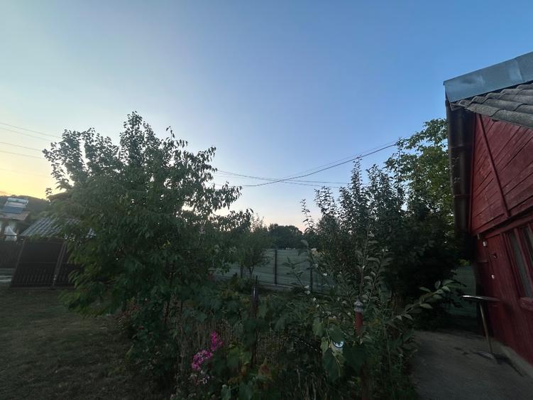 Casă cu 2 camere cu Teren 410 Mp în Lacurile