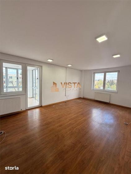 Spațiu comercial, de 60 mp, în Central