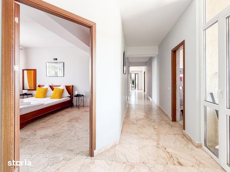 Apartament cu 6 camere decomandat în Timpuri Noi