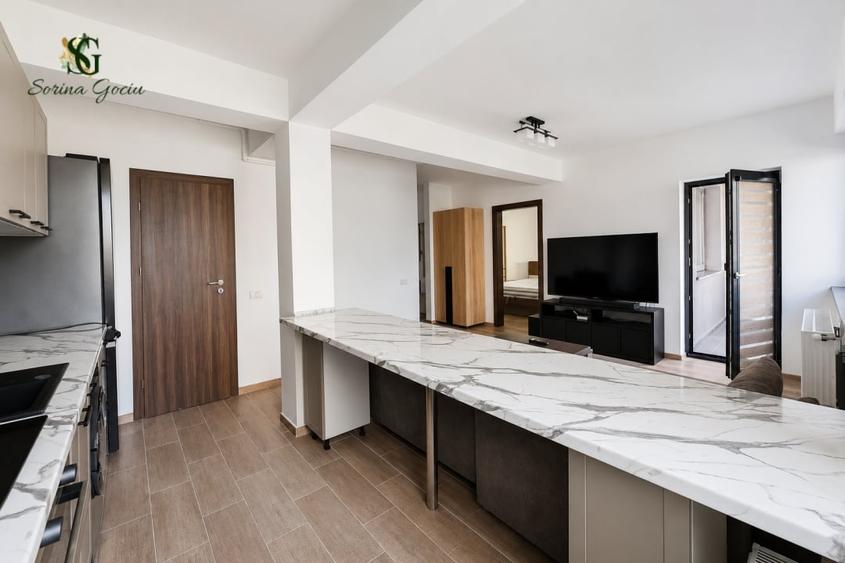 Apartament cu 2 camere decomandat, mobilat în Tractorul