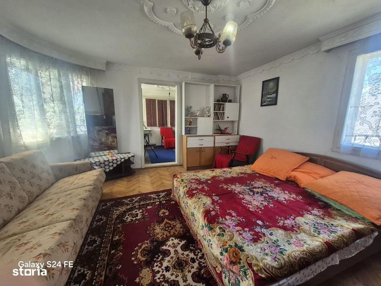 Casă cu 4 camere cu Teren 719 Mp în Vânători-Neamț