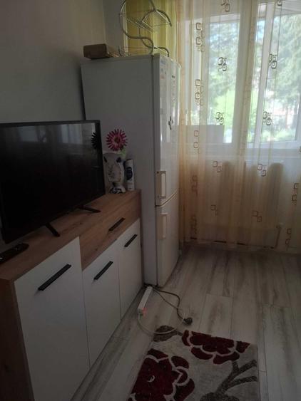 Apartament cu 3 camere decomandat în Nord