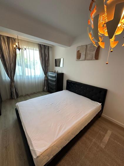 Apartament cu 3 camere decomandat în Pipera