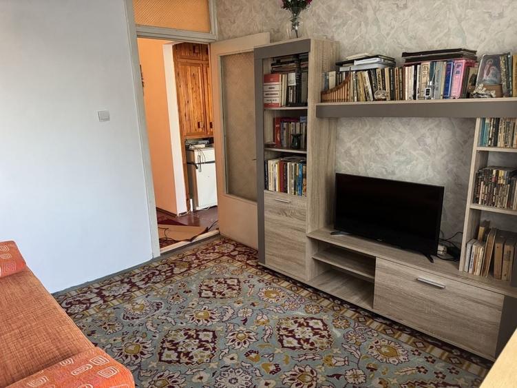 Apartament cu 4 camere decomandat în Zorilor