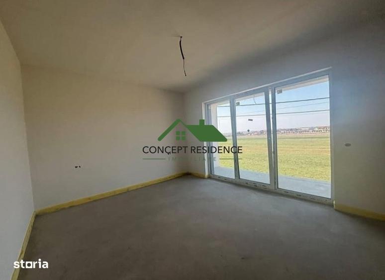 Casă cu 4 camere cu Teren 470 Mp în Săsar