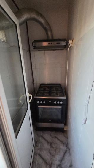 Apartament cu 2 camere decomandat în Rovine